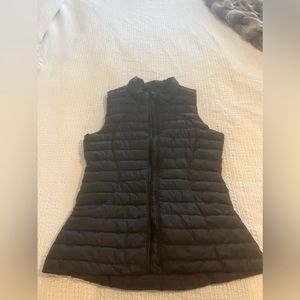 Lululemon pack it down vest size 6
